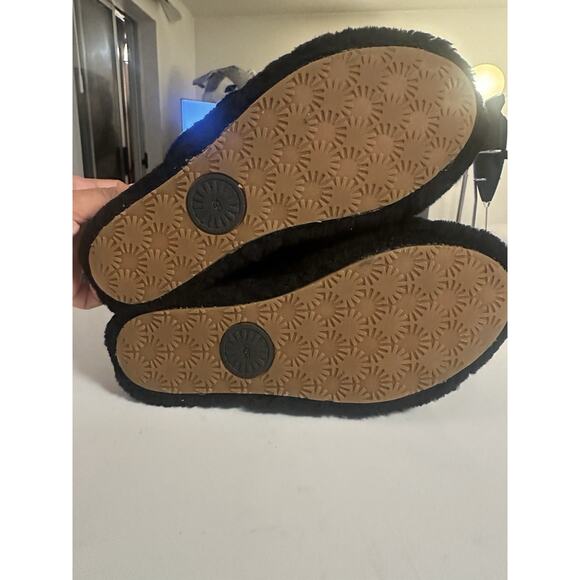 UGG Women's Fluff Yeah slide slipper Size 7 Black - Picture 4 of 4